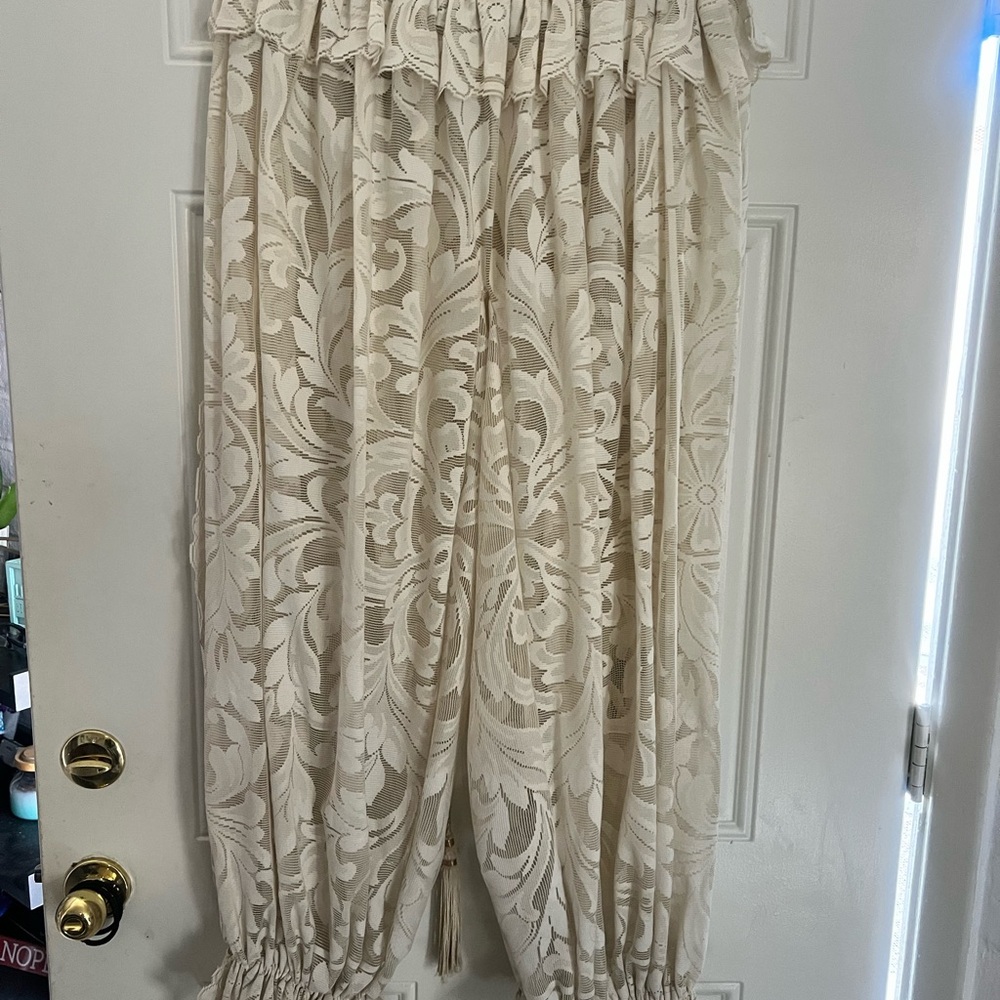 Cream Sheer Floral Lace ballon pant with Gold Tiebacks and ankle ties. - Picture 6 of 7